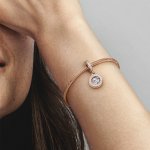 Pandora Талисман висулка Силата на настоящето