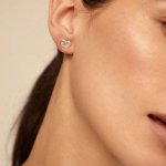 UNOde50 Обеца (единична) FULL HEART Stud