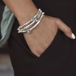 UNOde50 Гривна Delirium