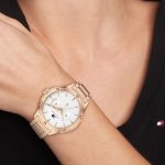 TOMMY HILFIGER часовник