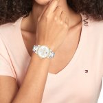 Tommy Hilfiger часовник