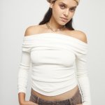 UNOde50 Колие Raices