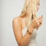 UNOde50 Гривна Raices