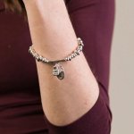 UNOde50 Гривна Encantada