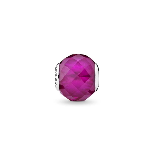 Pandora Essence Талисман Щастие