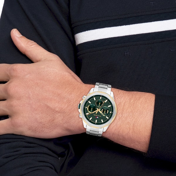 Tommy Hilfiger часовник