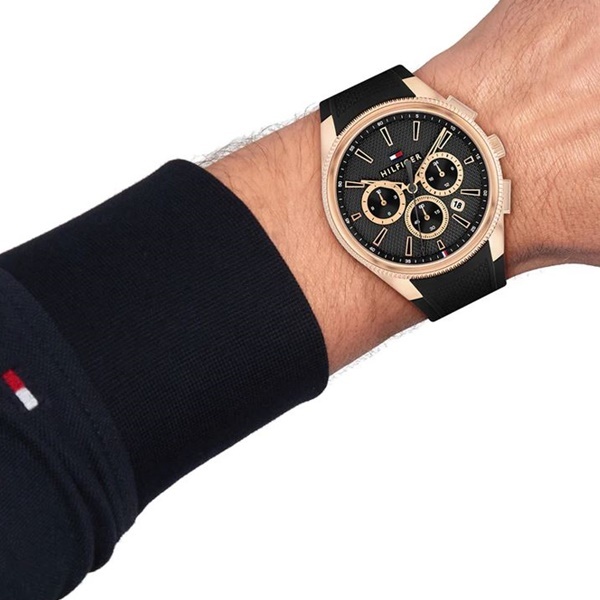 Tommy Hilfiger часовник