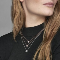 Pandora Колие Красива като цвете
