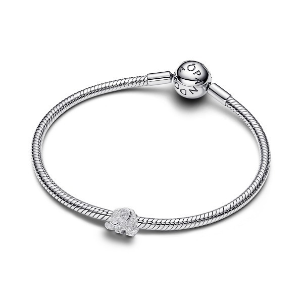 Pandora Мини Талисман Сила със сърце