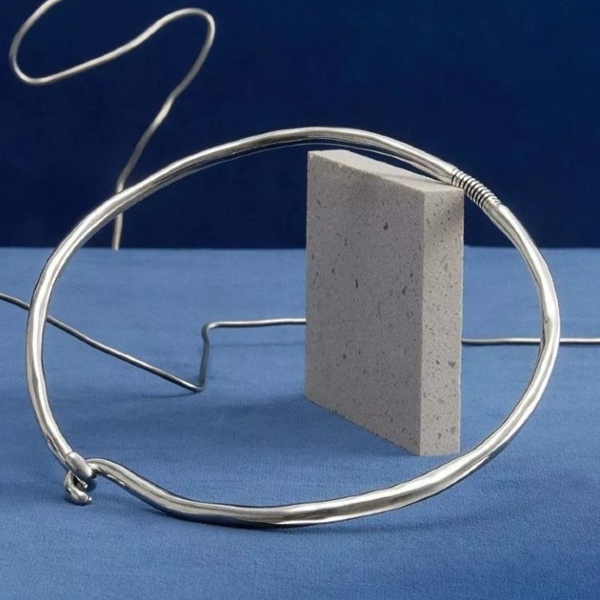 UNOde50 Колие Poles Apart