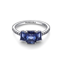 Pandora Пръстен Кралица