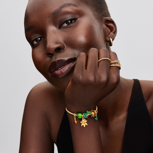 Disney x Pandora Талисман Паскал