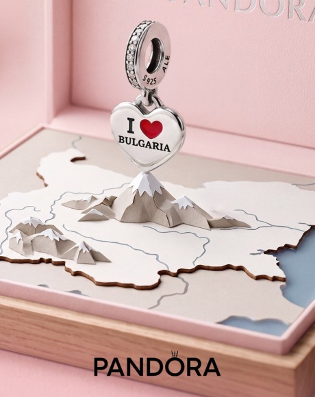 България вече има своя локален талисман Pandora