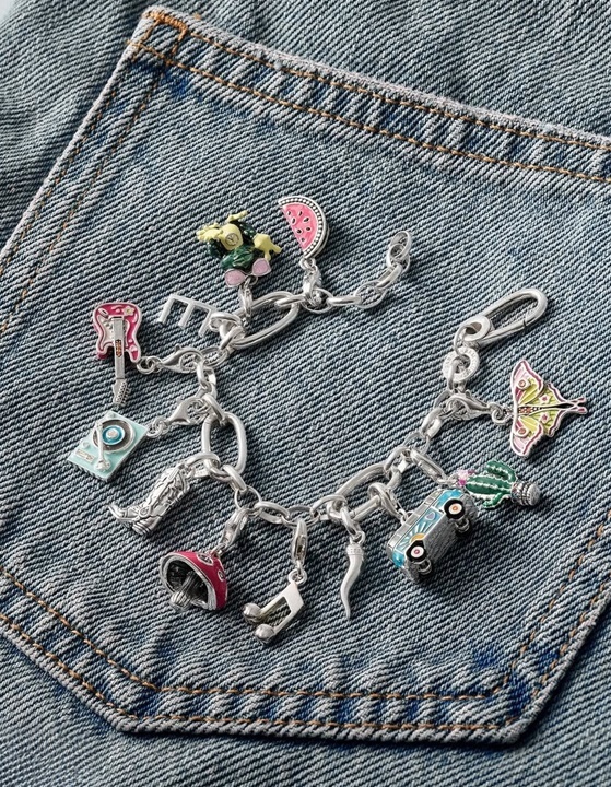 Летен mix & match с Charm Club!